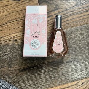 Pink Floral Eau de Parfum Spray - 50ml